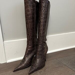 Charles David Textured Brown Heeled Boots